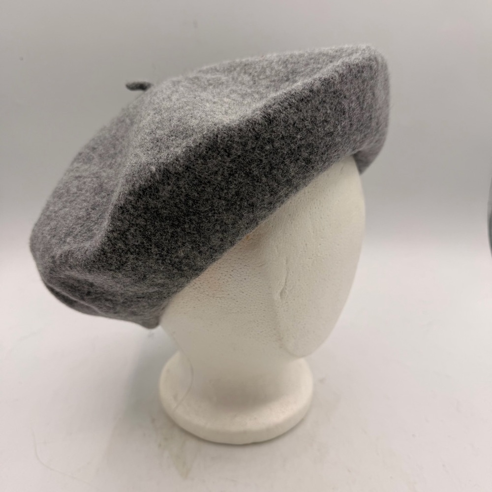P.R.T. Ultrabasque Gray Wool Beret – Artist / Painter Style